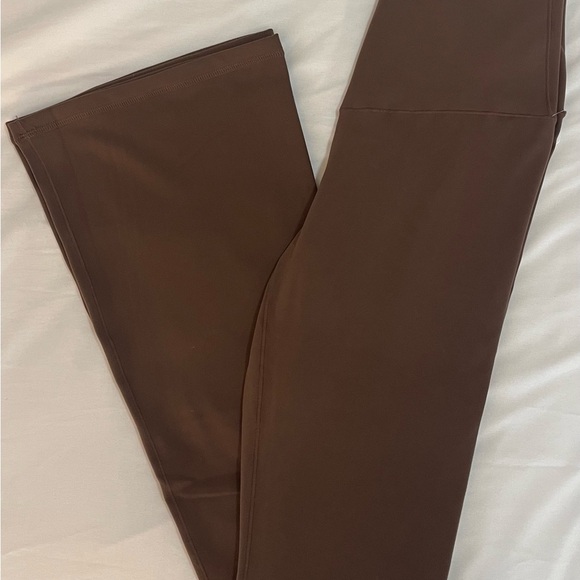 Buttery Soft Leggings in Brown, Black, and Pink - Picture 3 of 7